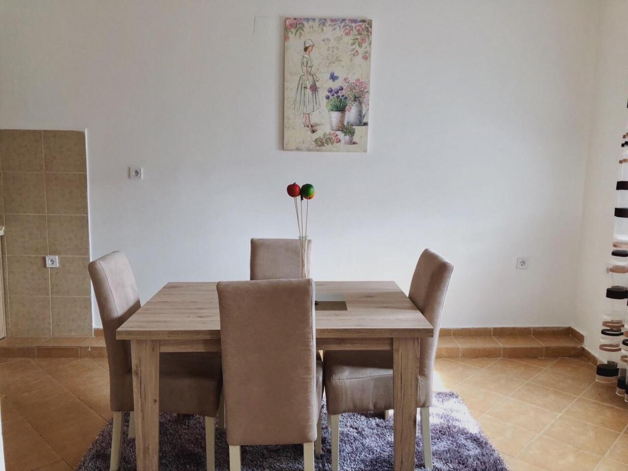Apartments "Old House Pajovic" Virpazar Bagian luar foto